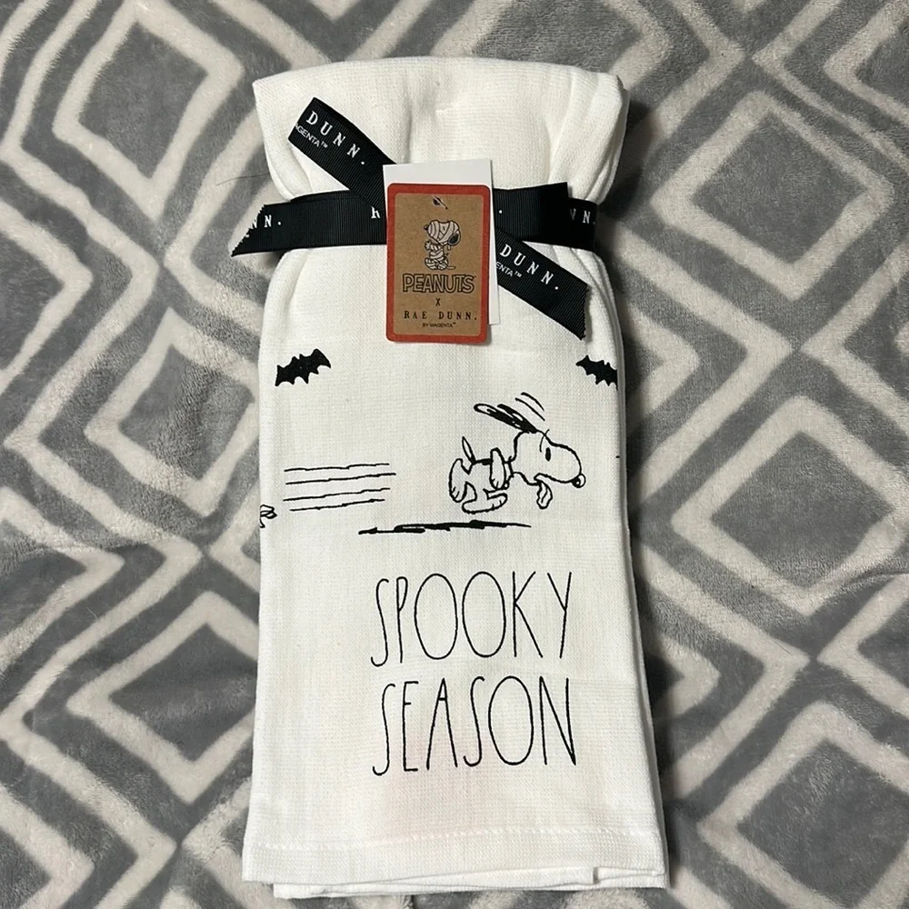 NWT Peanuts and Rae Dunn Snoopy Halloween Kitchen Towels